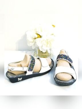 Alegria Verona Fiesta De Dia Sandal White Sandals with Multicolor Beaded Accents